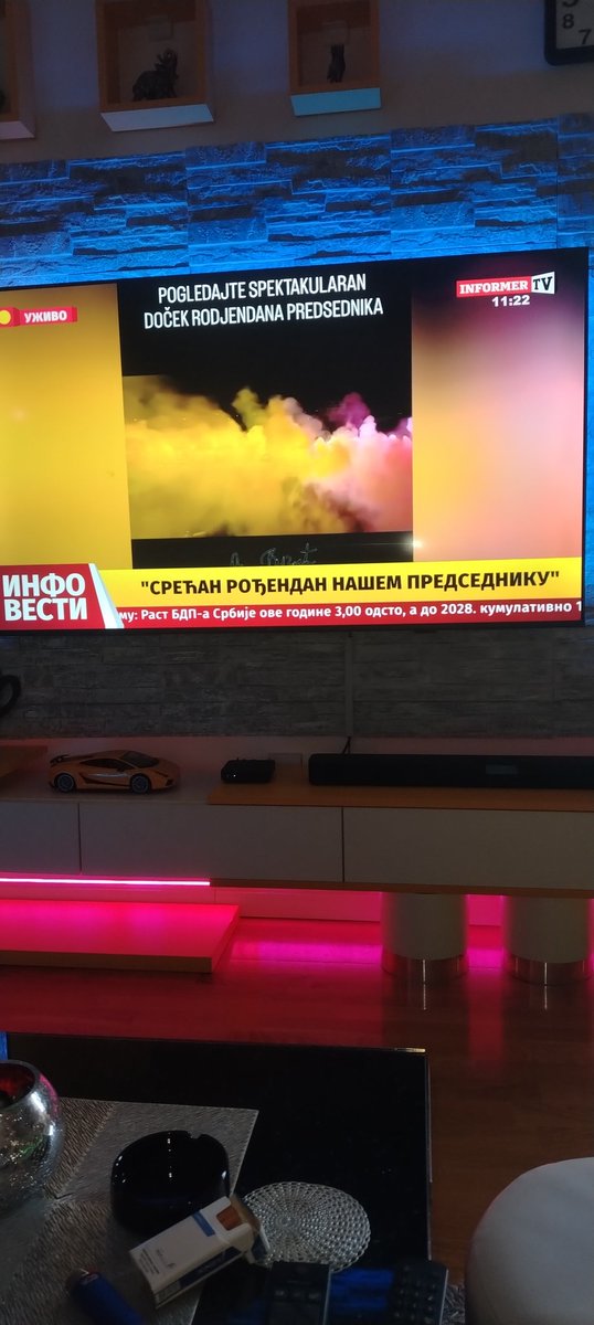 Hoće li mu čestitati i na kuli Beograd?