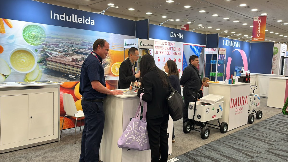 prodeCAT's tweet photo. 📆 Aquesta setmana acompanyem les empreses catalanes a la fira #NaturalProducts #ExpoWest a Anaheim, Califòrnia. 🇺🇸

👉 Impulsem la internacionalització del sector agroalimentari català en l'epicentre de les tendències saludables i orgàniques als EUA.

#PRODECA #CatalanFood https://t.co/Tgk0CjrpGz