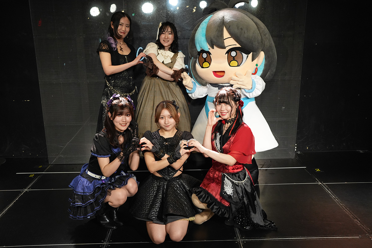 galpo_info's tweet photo. 「New Comer Special Live Vol.19」ライブレポート!

https://t.co/TZ6KDrqwjd 

#陽向なつみ
#大盛愛子
#もときまあや
#海岬ほえる
#門脇実優菜
#SAGI 
＃ガルポニュース https://t.co/BC4aJySC4g