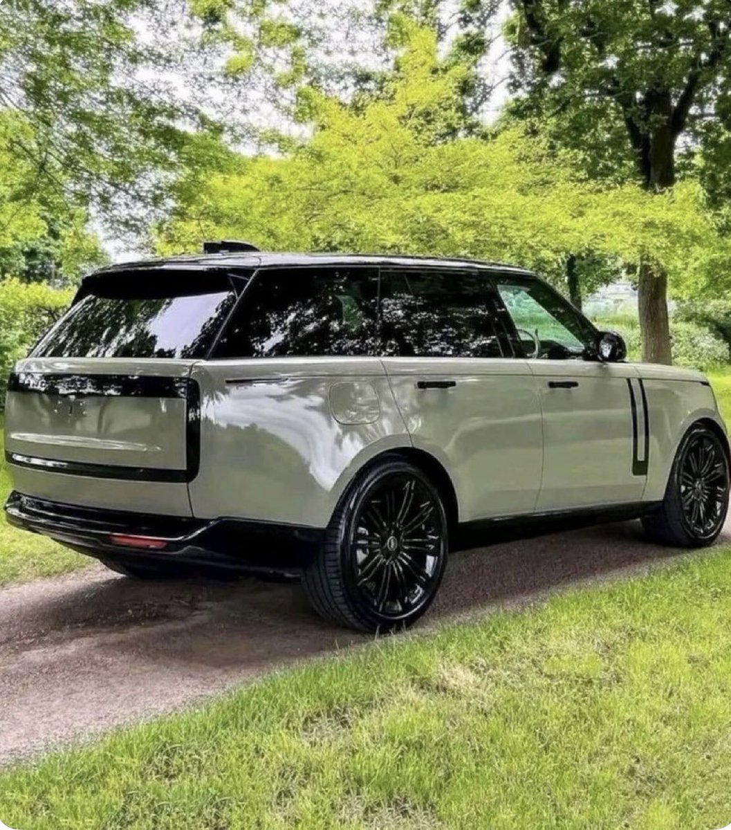 Ivory ✪ tweet media