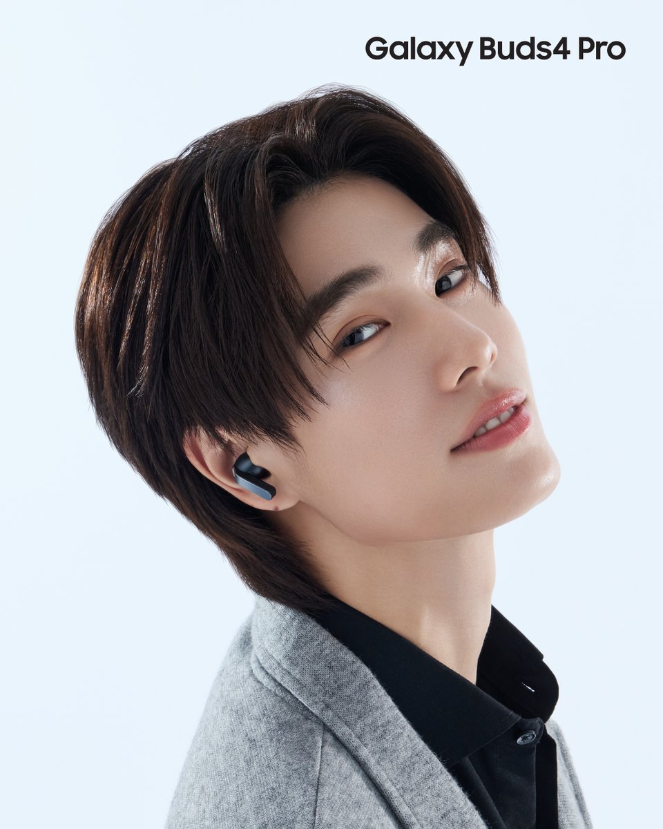 Samsung Thailand tweet media