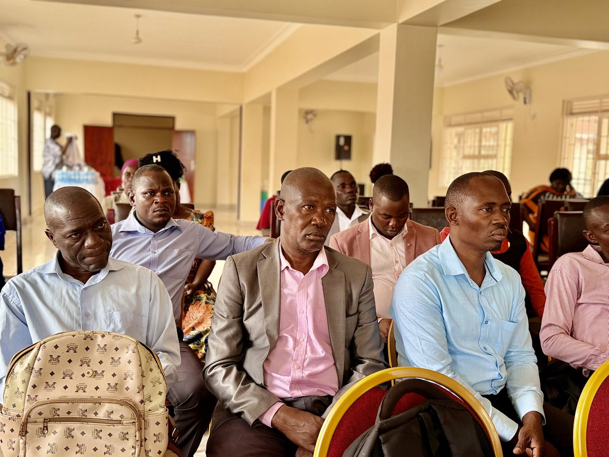 TheOmbudsmanUG's tweet photo. PICTORIAL; UNICEF in partnership with Ministry of Health is conducting a one day feedback meeting on the Rapid Assessment and Gap Analysis of the electronic Community Health Information System (eCHIS) at Kamuli District Headquarters.

#DigitalHealth | #DataForAction https://t.co/2DRogAJ7wg