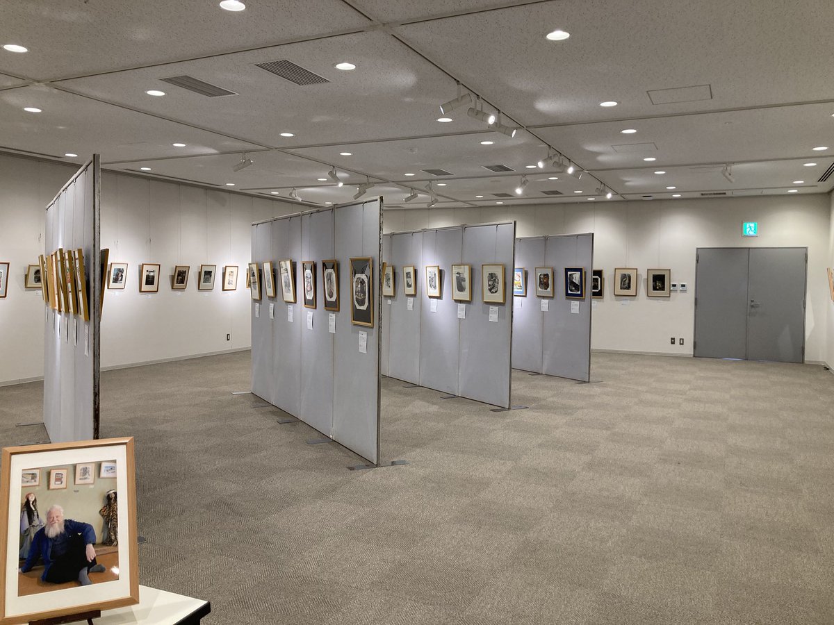 明日からジョンちゃんの遺作展がはじまる。
読売新聞東京版に30年連載した作品の一部100点以上が展示されます。
鉛筆画も水彩画も全部いい。
佐渡のみなさん必見です！