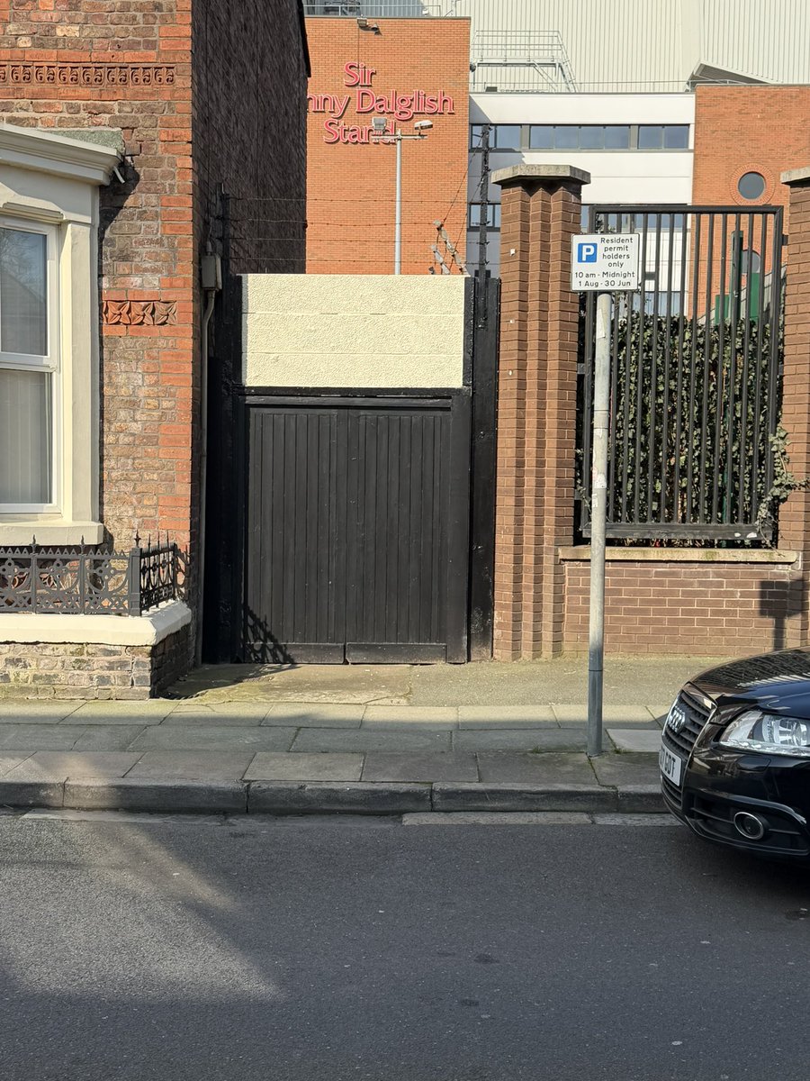 Rory Bond - takingoverrome.com tweet media