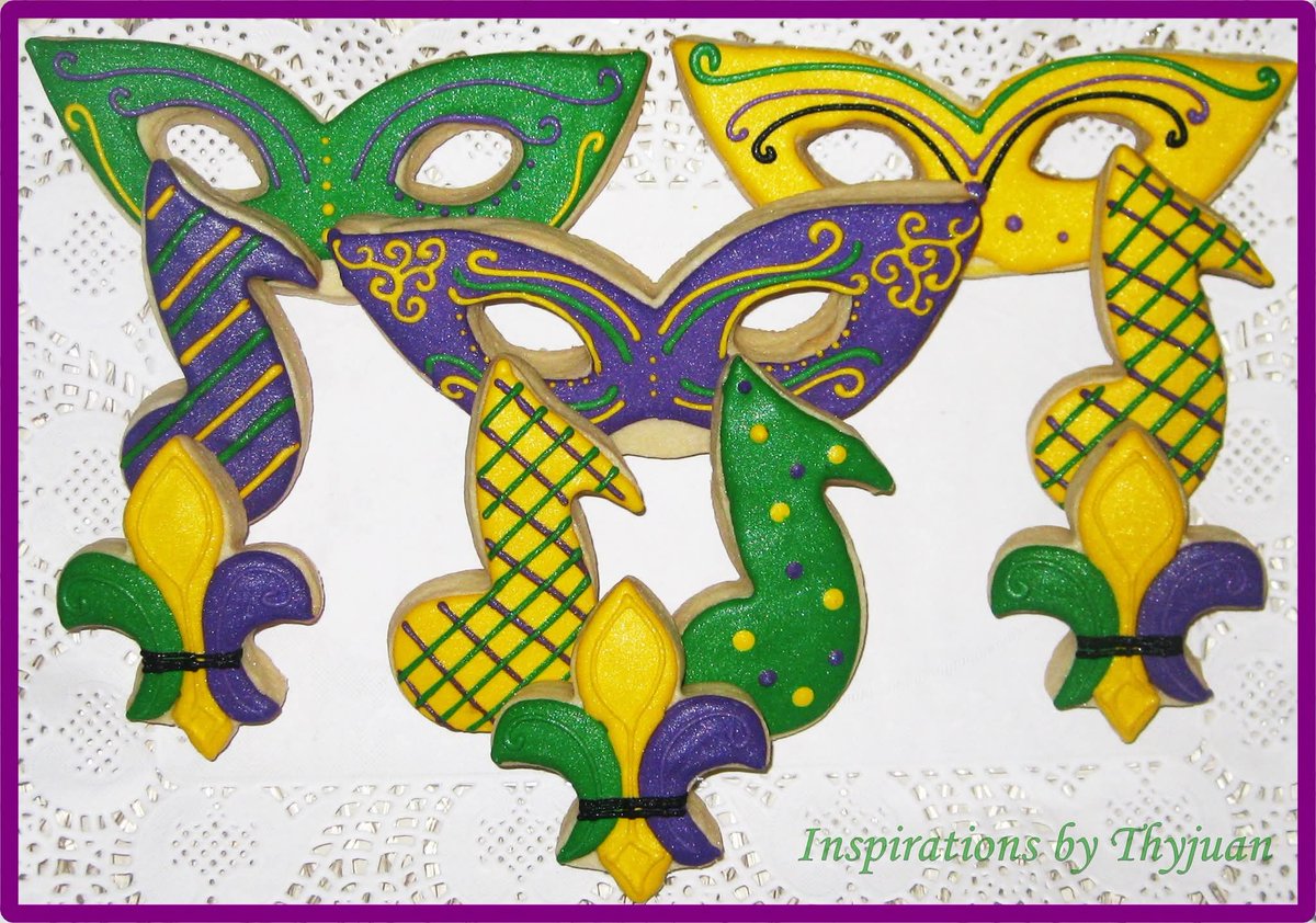 Mardi Gras Cookies

#mardigras 
#mardigrascookies 
#mardigrasneworleans 
#dessert 
#desserttable 
#SweetTreats
#edibleart 
#ediblegifts 
#cookies    
#decoratedcookies