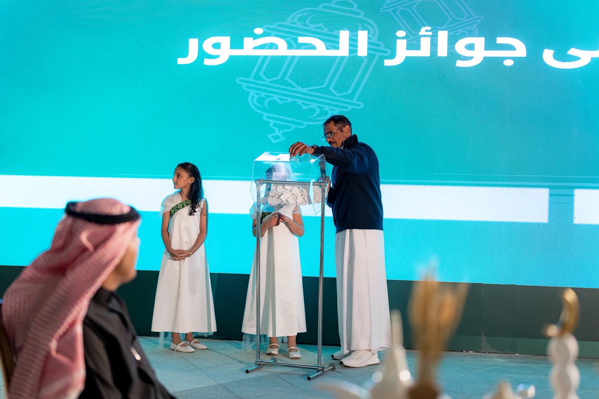 عبدالله الوثلان tweet media