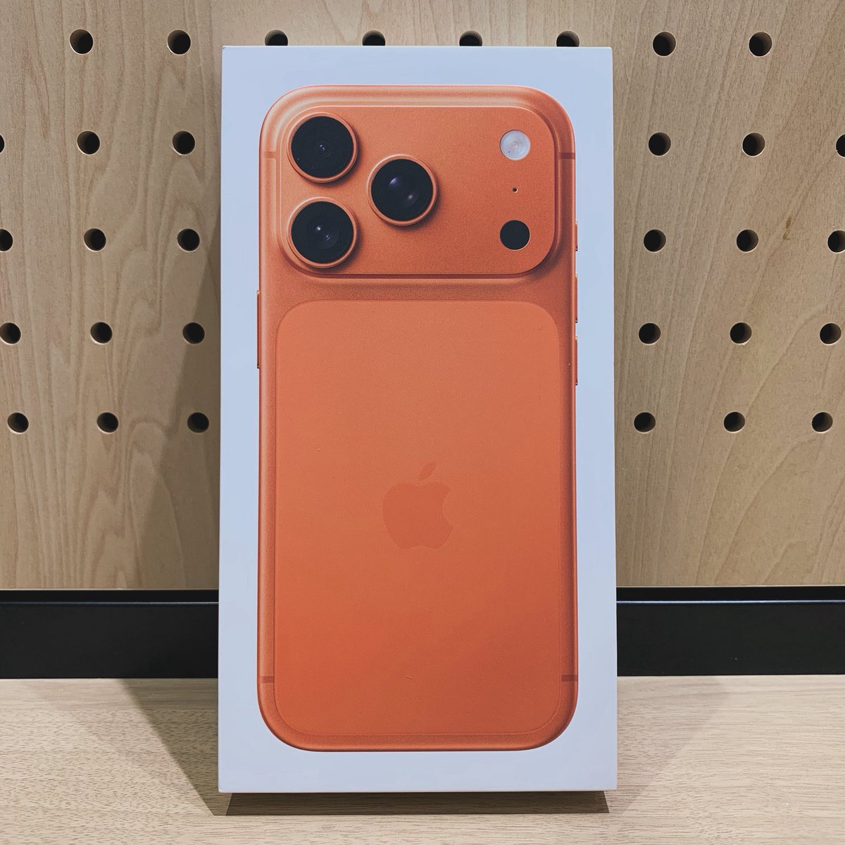 ??お買取商品?? 【新品未開封品】 Appleストア版 iPhone 17 Pro 