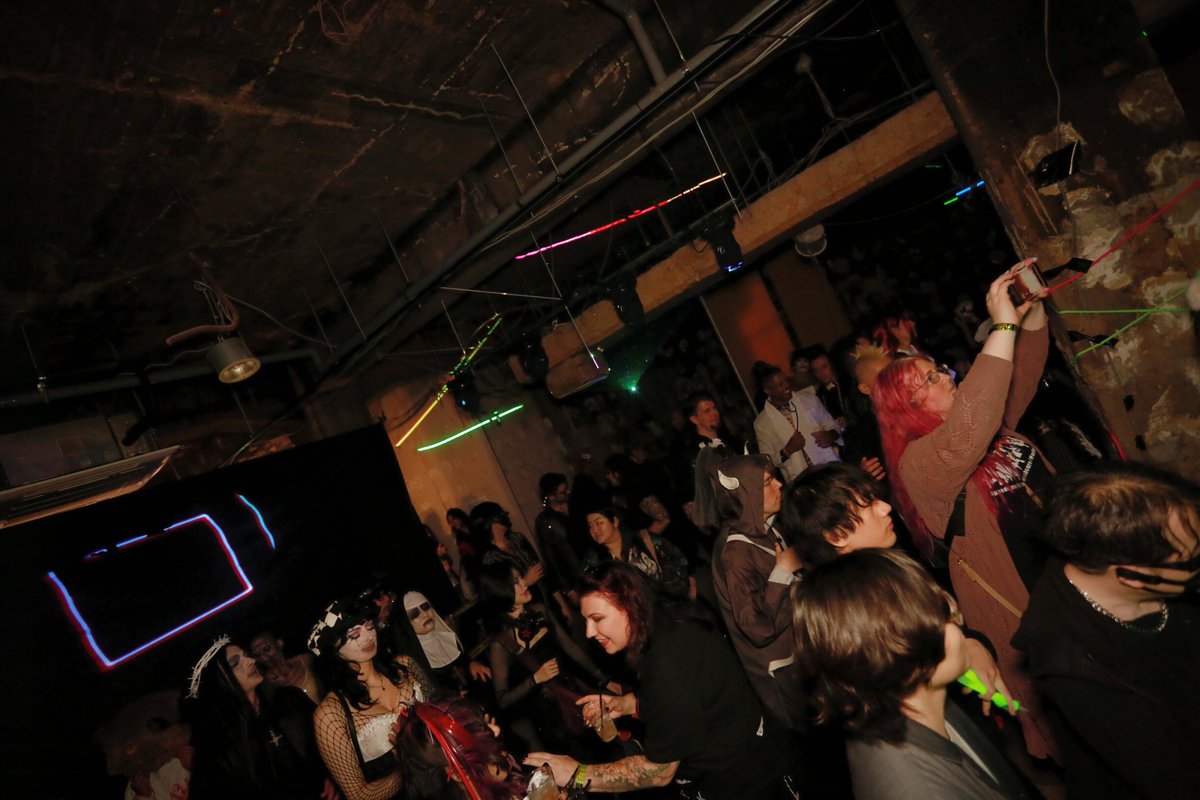 Dark_Dimension tweet media