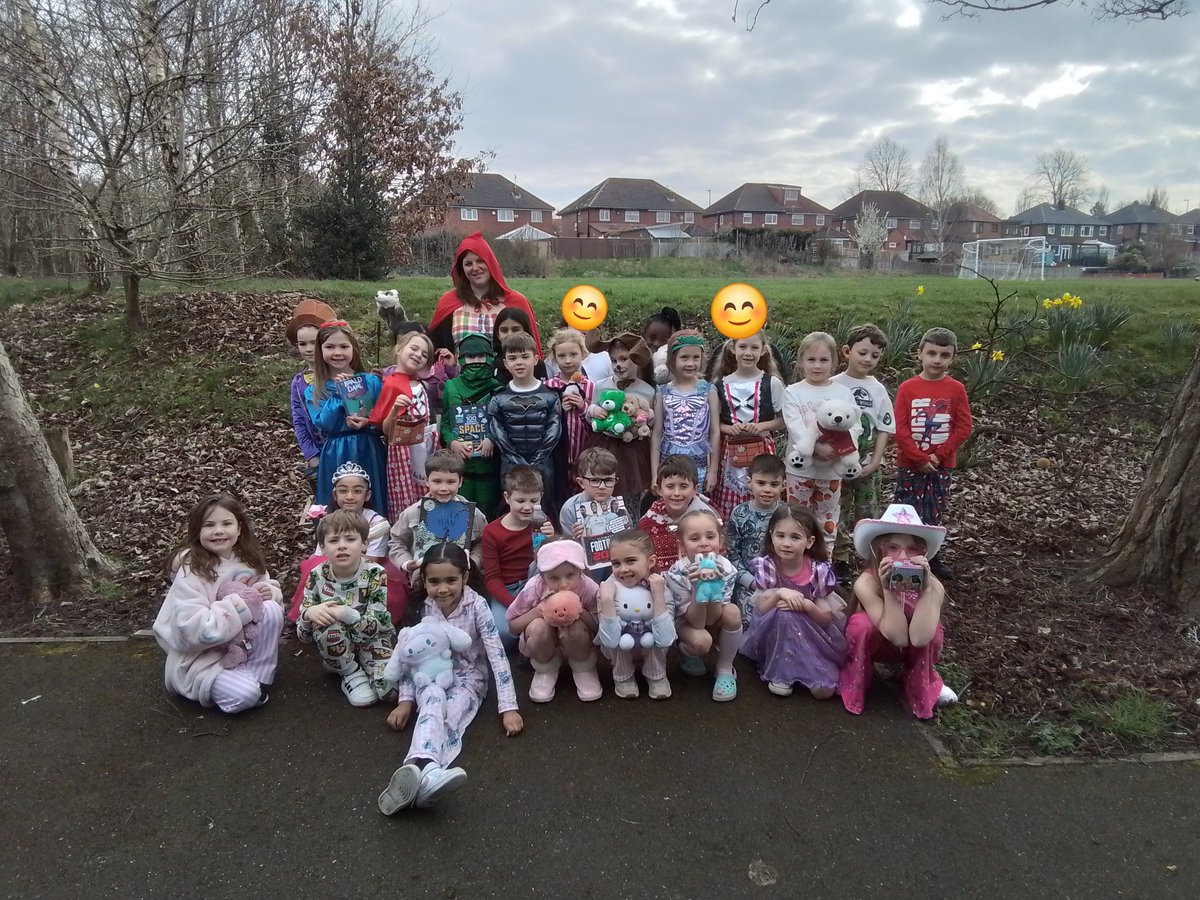 AlkringtonPS's tweet image. #2H. #WorldBookDay2026