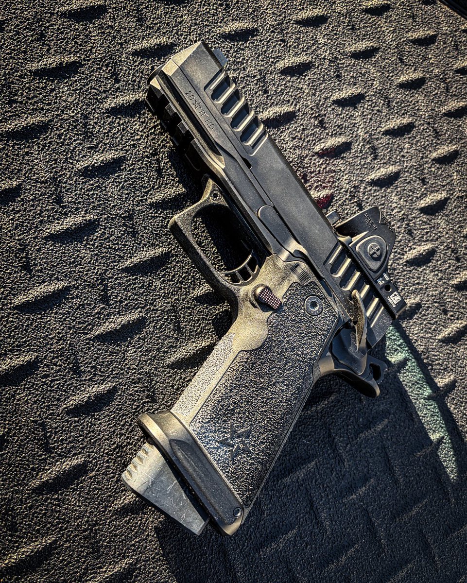 10-8 Performance tweet media