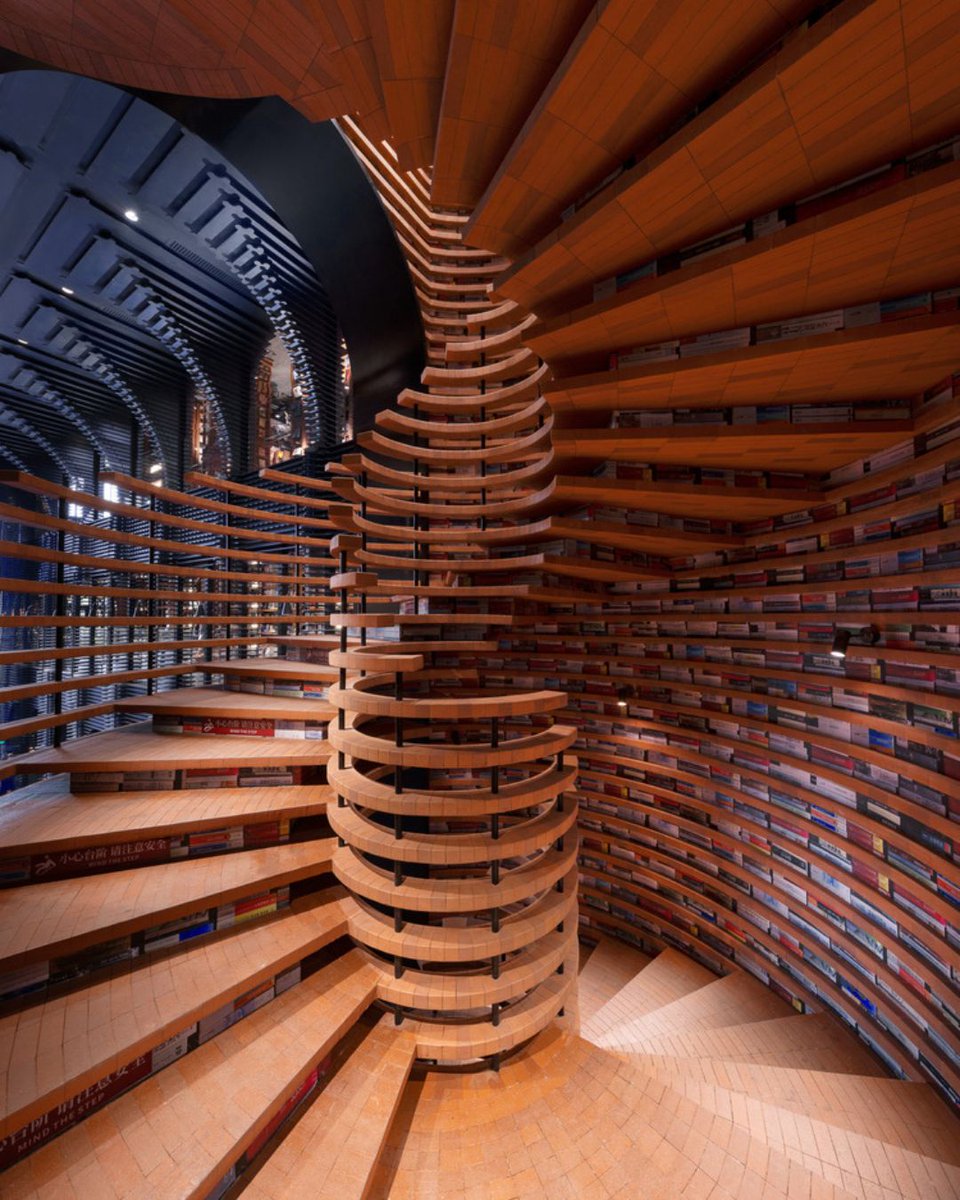 illustrarch's tweet image. Tianjin Zhongshuge by X+Living 

#illustrarch #interiorarchitecture #retaildesign