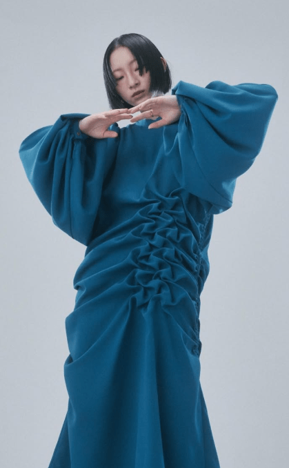 korecow's tweet photo. 3/5「クラシックTV」で鈴木愛理さんが着用しているドレスはこちらではないでしょうか。 https://t.co/YHFS23iPED #鈴木愛理 #クラシックTV #CreateClair #korecow #コレカウ https://t.co/IlNAx55aws