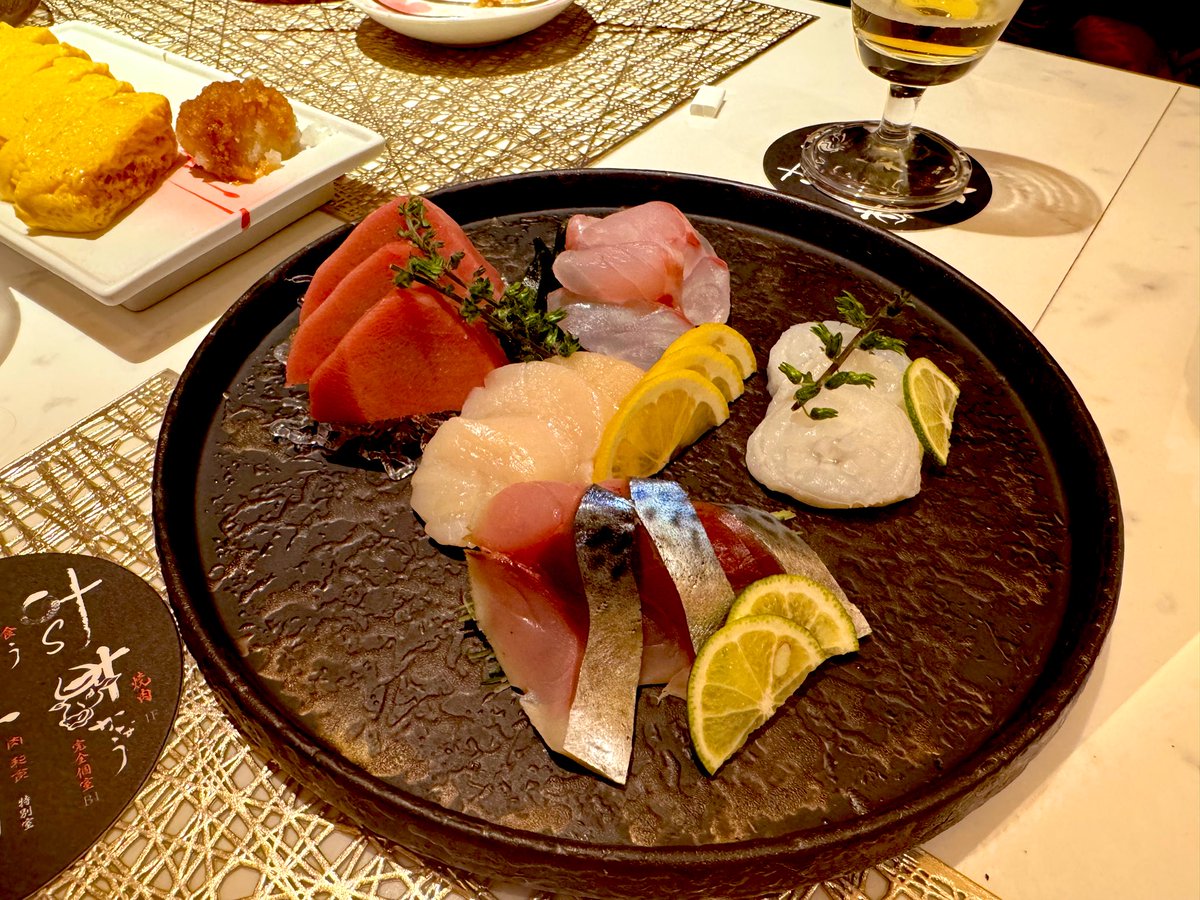 美味しいお肉とお酒でハッピー! 