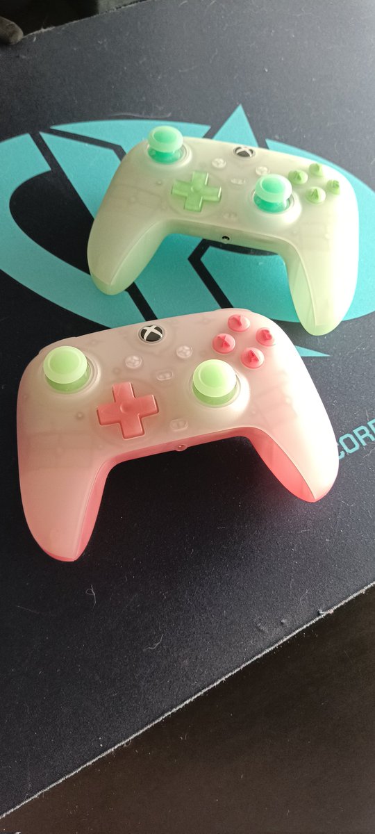 Zyarah Xezh 🕷️ tweet media