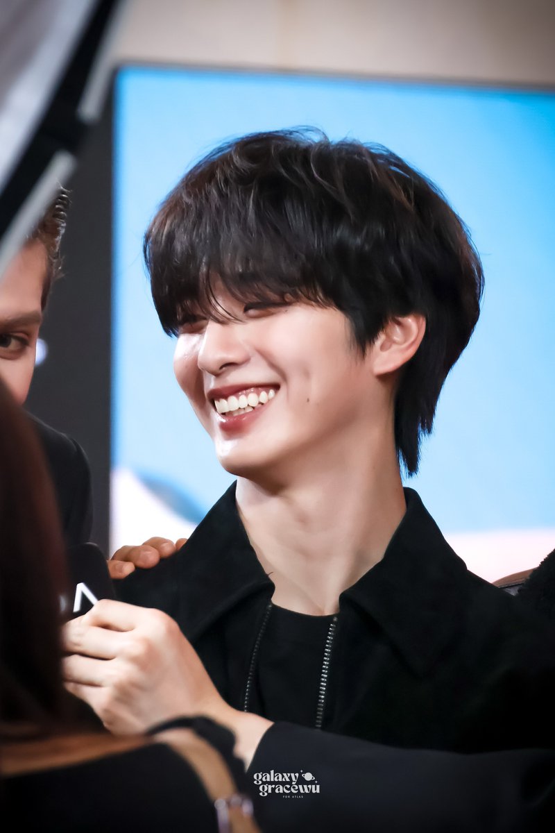 ❣️04032026 | #LIBREBerryCrush 

ออร่าพี่ฐากับ ysl คือจึ้งสุบๆ🌟

#YSLBeautyTH
— #TadATLAS 🧸
꒰ #ATLASth , #ATLAS_th ꒱