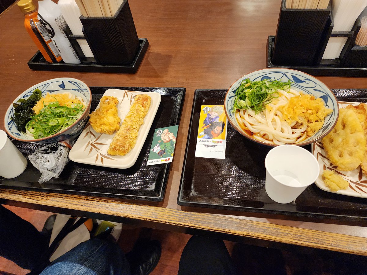 Mebius_78's tweet photo. 今日は久しぶりにねこさんとフリー対戦できました！
ありがとうございました！
楽しく、デッキの新たな発見も出来てさらにウルトラマンカードゲームが好きになりました✨
丸亀で晩御飯たべてドラゴンボールの札もゲット！
#ウルトラマンカードゲーム https://t.co/pLW0Qf3Sav