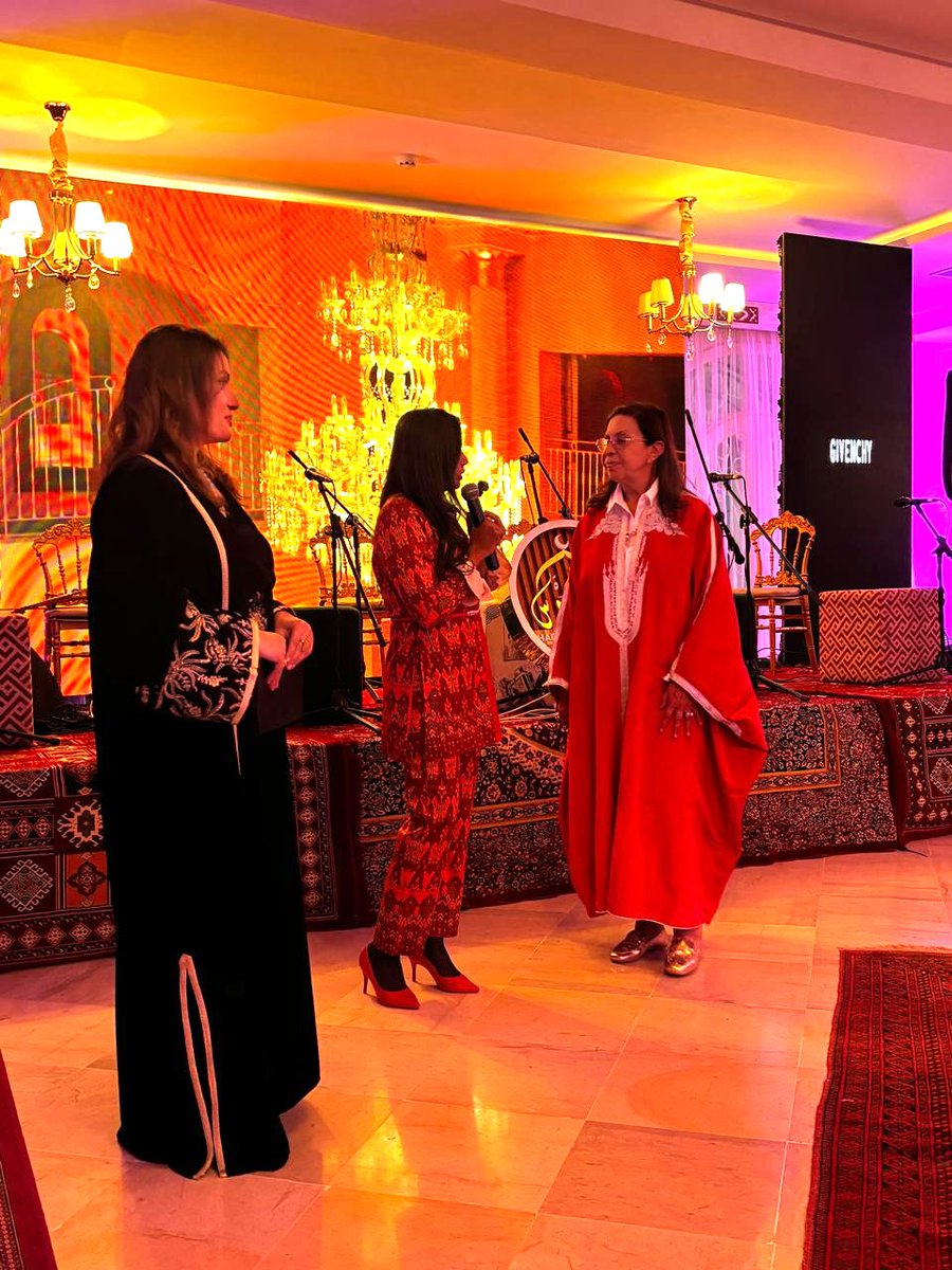 India in Tunisia tweet media