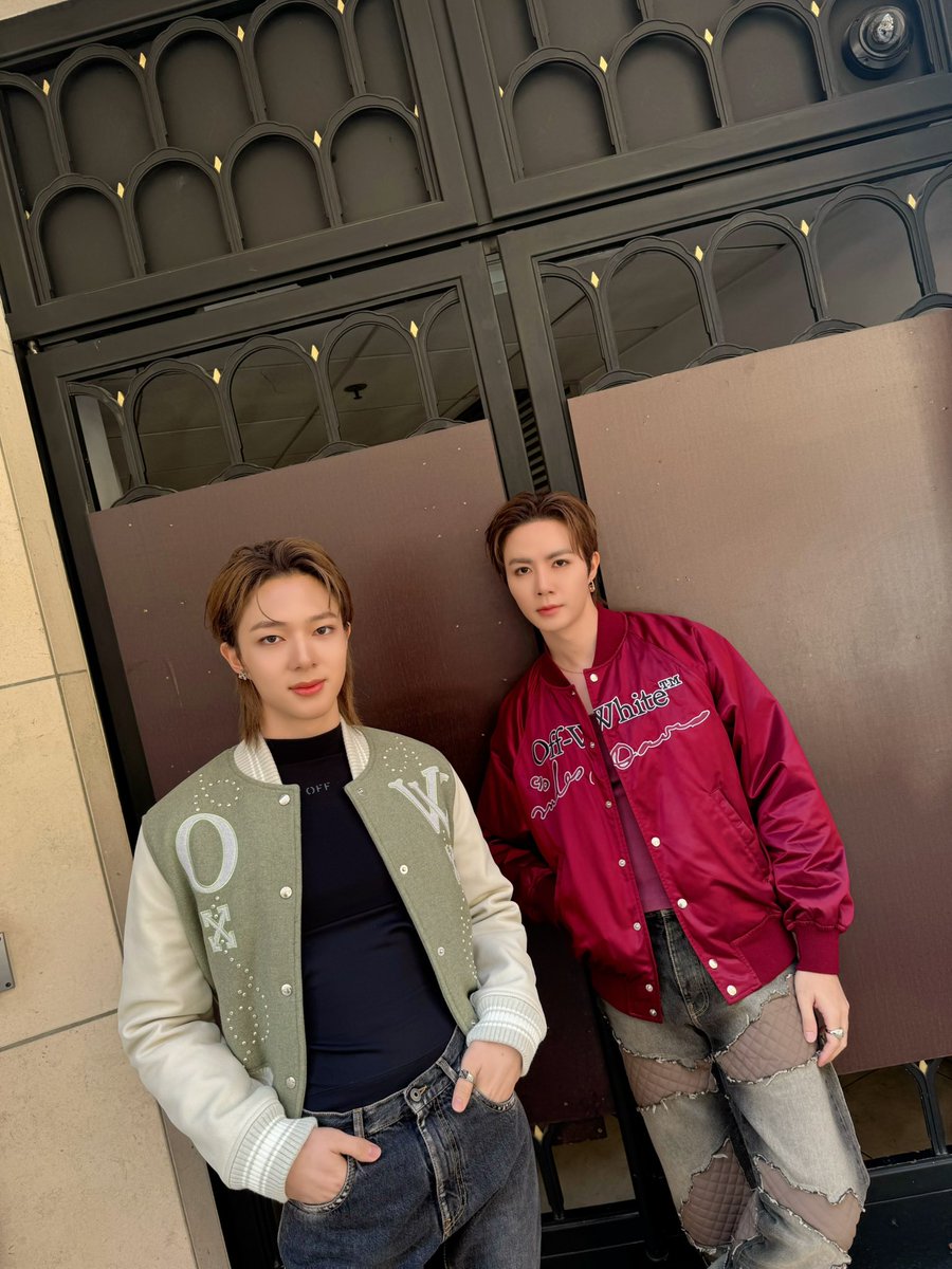 iLeang21's tweet photo. It's time to show off.

ZEENUNEW IN PARIS FW26
#OffWhitexZeeNunew
#OffWhite
#OffWhiteFW26 https://t.co/yxlixPPXad