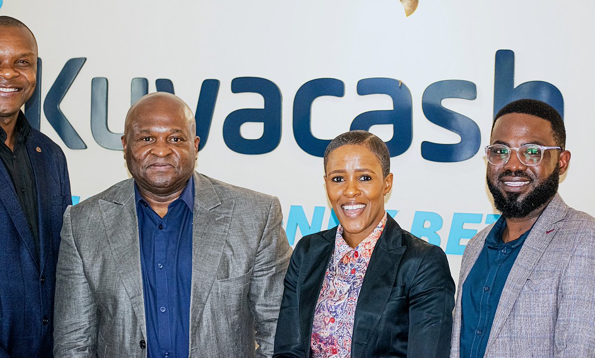 Kuvacash tweet media