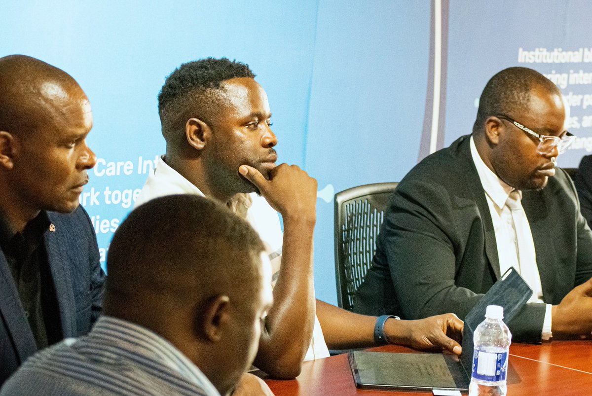 Kuvacash tweet media