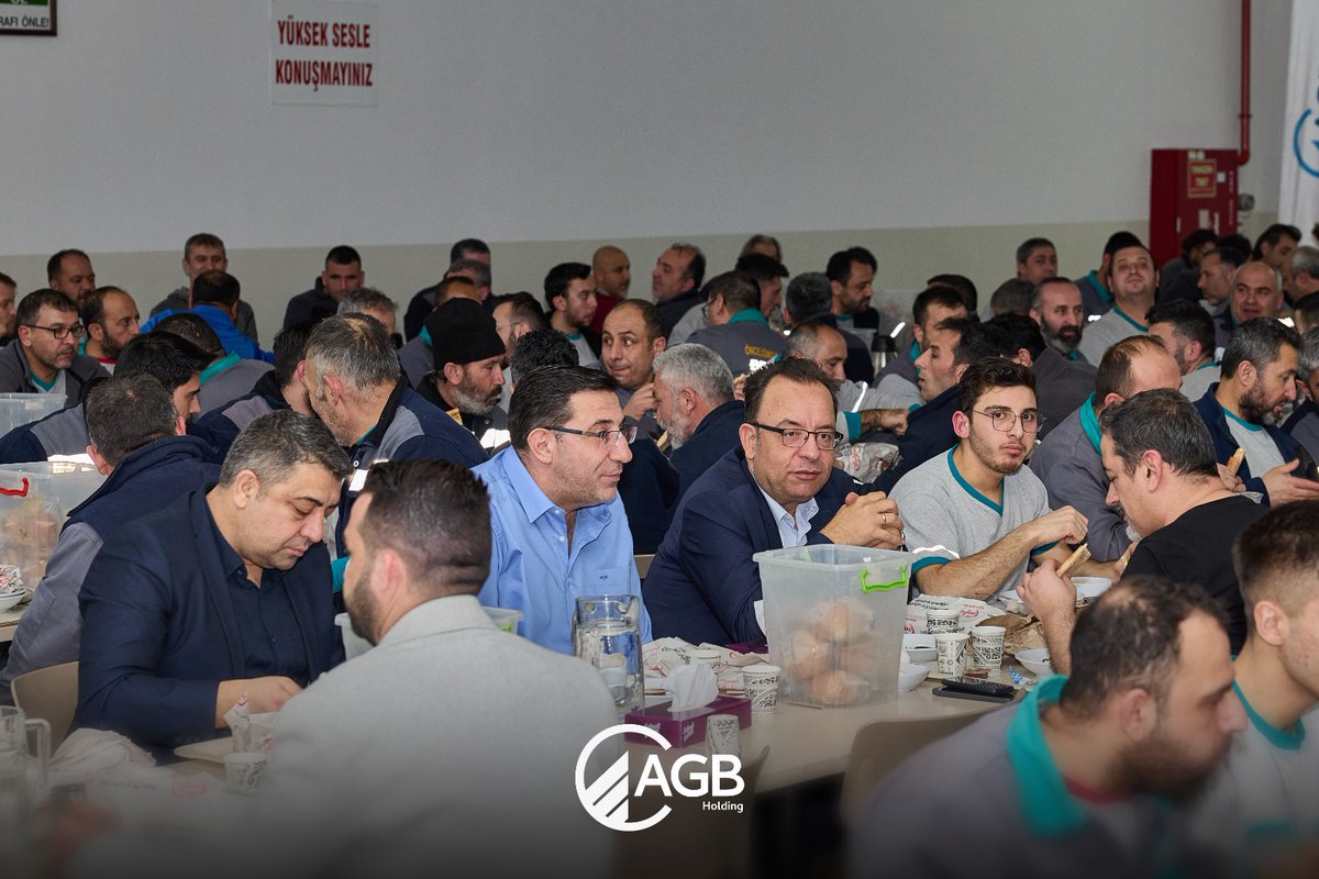 Bellona fabrikamızda çalışma arkadaşlarımızla sahur programında bir araya gelerek Ramazan’ın manevi iklimini paylaştık. Katılımları için CEO’muz Sn. Serdar Karavil’e, GM’imiz Sn. Cüneyt Ocak’a ve Öz Ağaç-İş Sendikası yöneticilerine teşekkür ederiz.

#AnadoluGüçBirliği #Ramazan