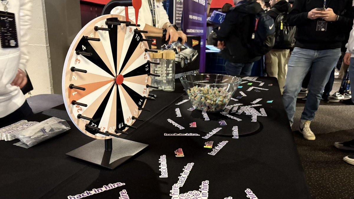 Hack in Hire tweet media