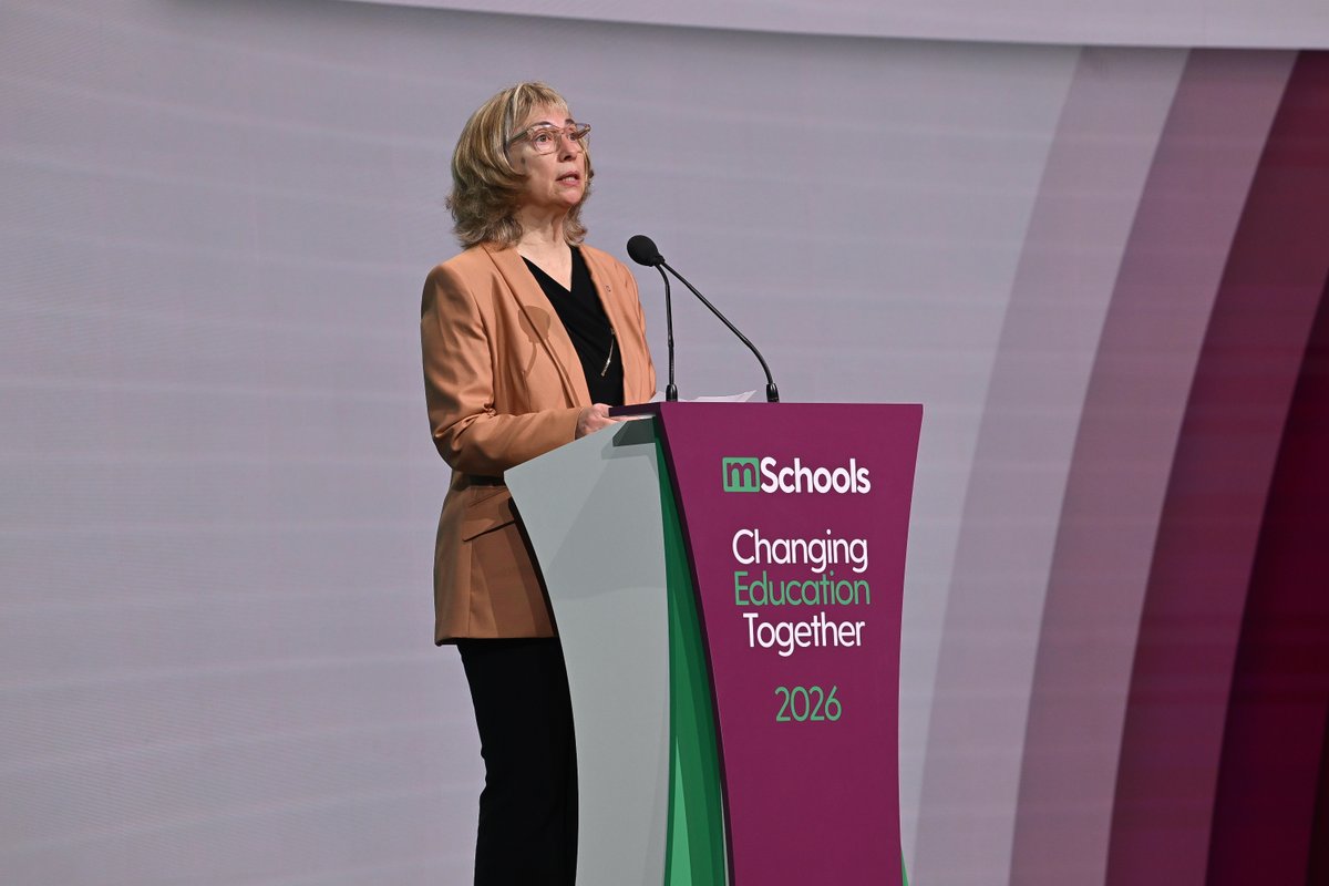 Educació tweet media