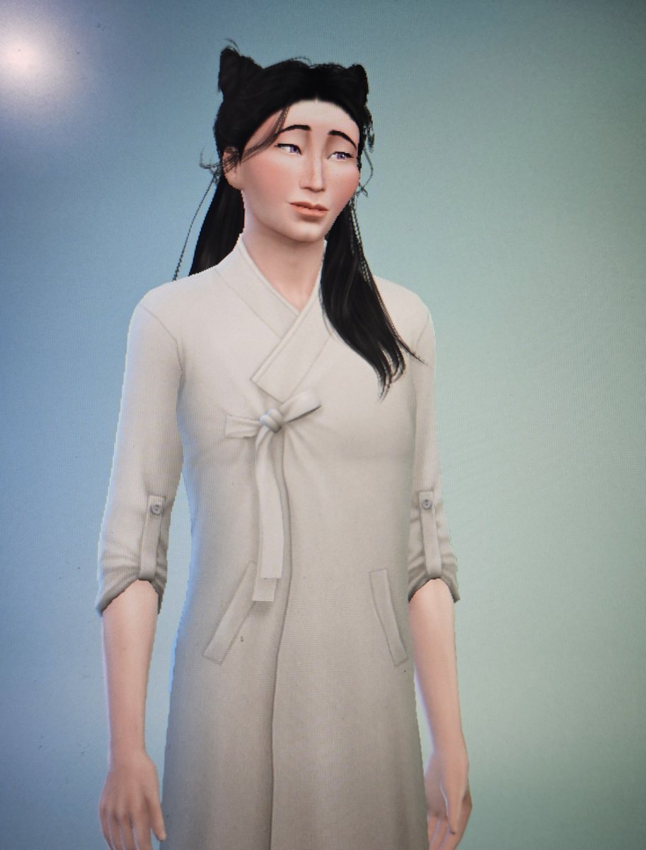 jeinace's tweet photo. These days I've been obsessed with a manhwa called Toxin, I ended up creating the Imae on The Sims 4 🤍 so hard to make the sims as pretty as Roha #ToxinManhwa #톡신 https://t.co/xOpf7O2juA