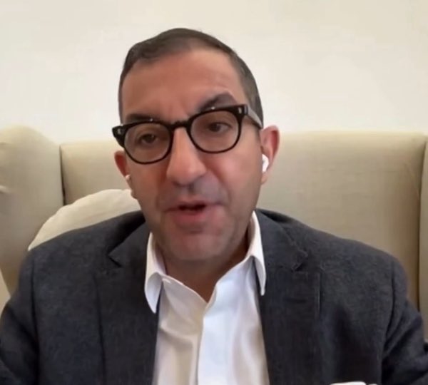 Le studio derrière CLAIR OBSCUR : EXPÉDITION 33 recadre JEAN MESSIHA pour l'utilisation frauduleuse de la musique « Lumière » dans un clip de campagne pour les prochaines élections municipales. ❌

"L'utilisation d'éléments de notre jeu à des fins politiques constitue une