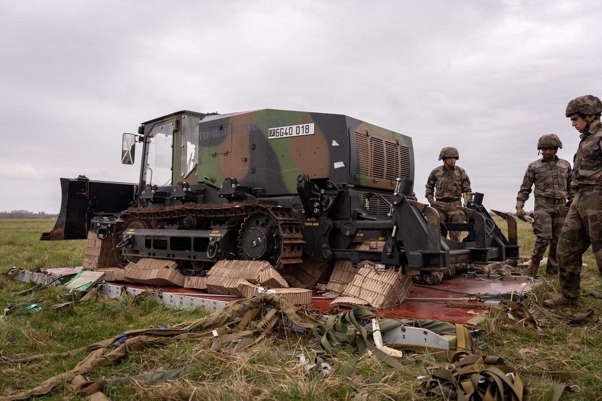 @17eRGP @armeedeTerre @3RPIMa @1erRCP @35eRAP_CDC @1erRHP @3Division ...