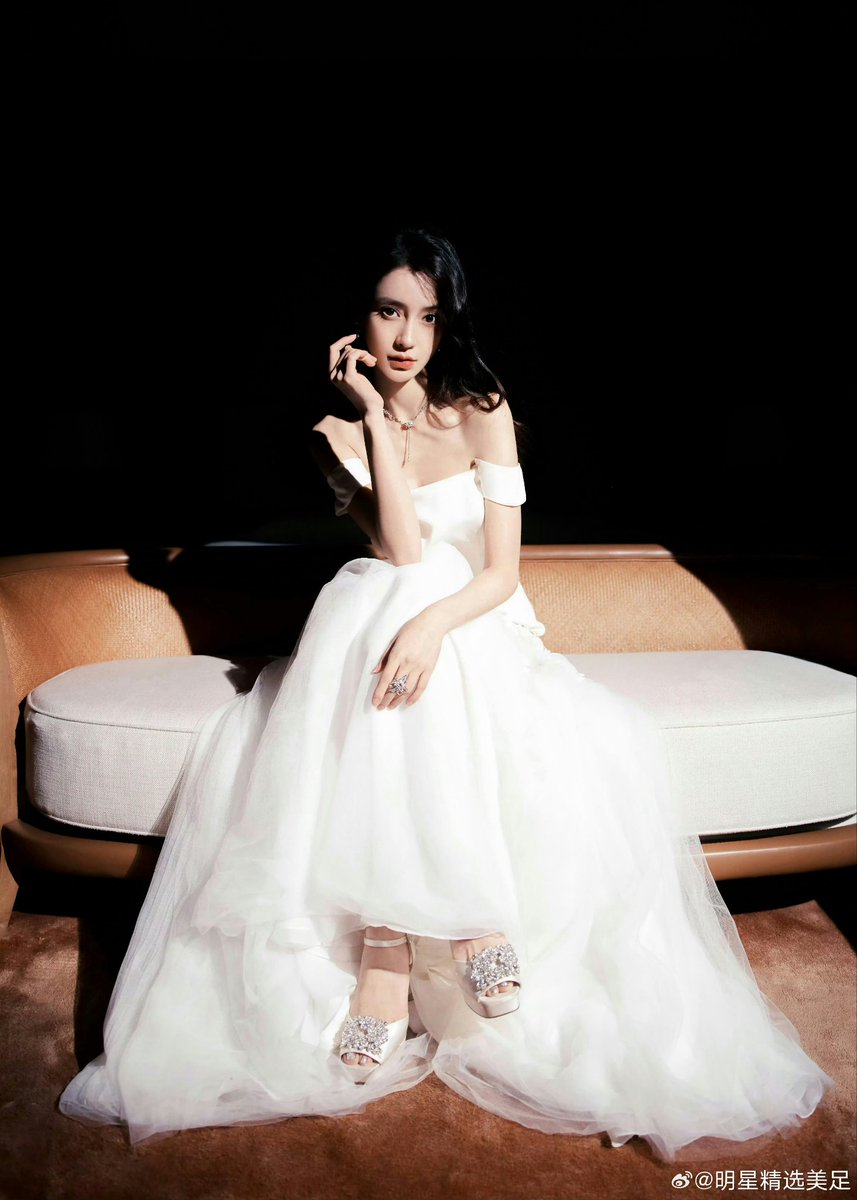 xjzhangbj79's tweet image. 杨颖 Angelababy
#杨颖 #Angelababy
