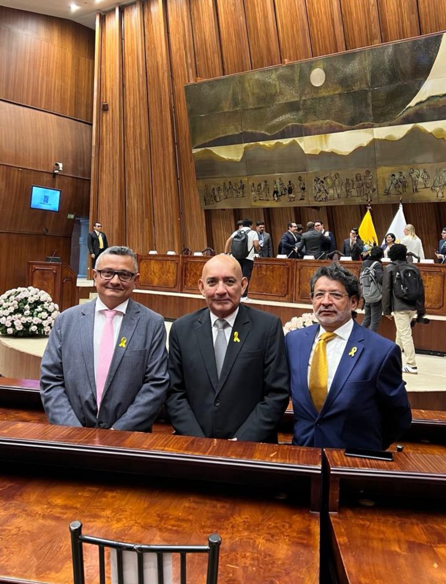 Rogelio Valencia Alcívar tweet media