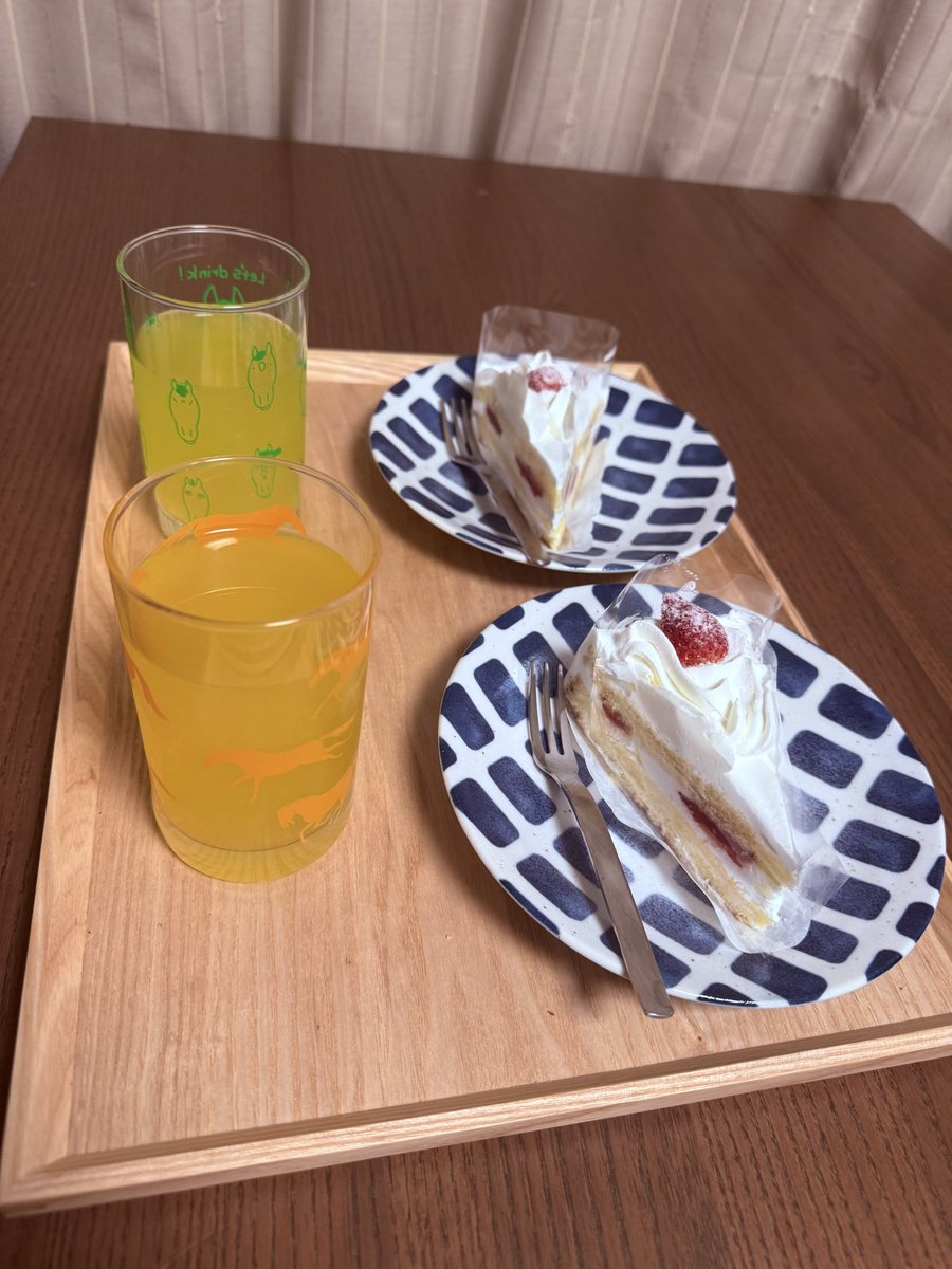 ogawa_juri's tweet photo. 今日は息子が我が家に彼女さんを
連れてきてくれましたので
1度やってみたかったドラマとか
アニメでよく見る
おもてなしセットを用意しました https://t.co/BdEb2q7yf9
