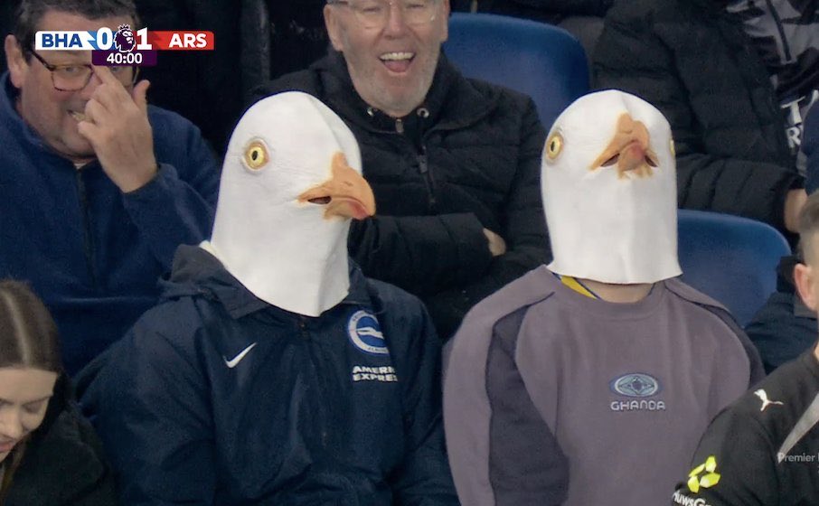 EPLBible's tweet photo. “Still coming to the game tonight mate.”

“Yeah, I’m gonna bring my seagull mask…”

“Mint idea mate, I’ll bring mine too.” https://t.co/LhEDkKJ4ls