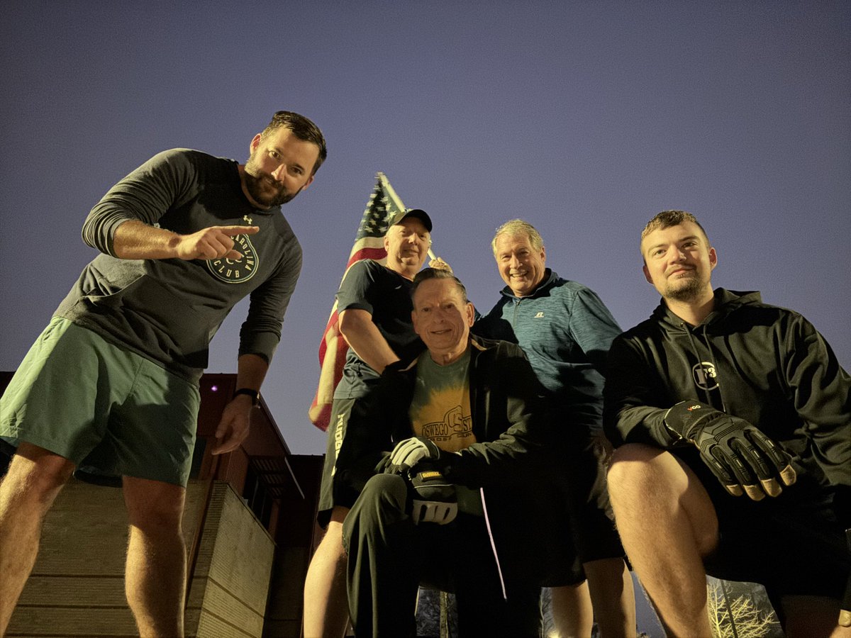 F3StrutBrigade tweet media