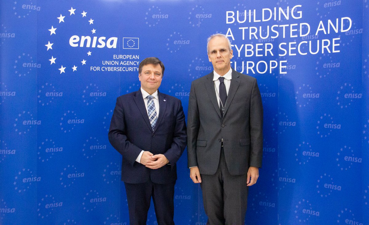 PLinGreece tweet media