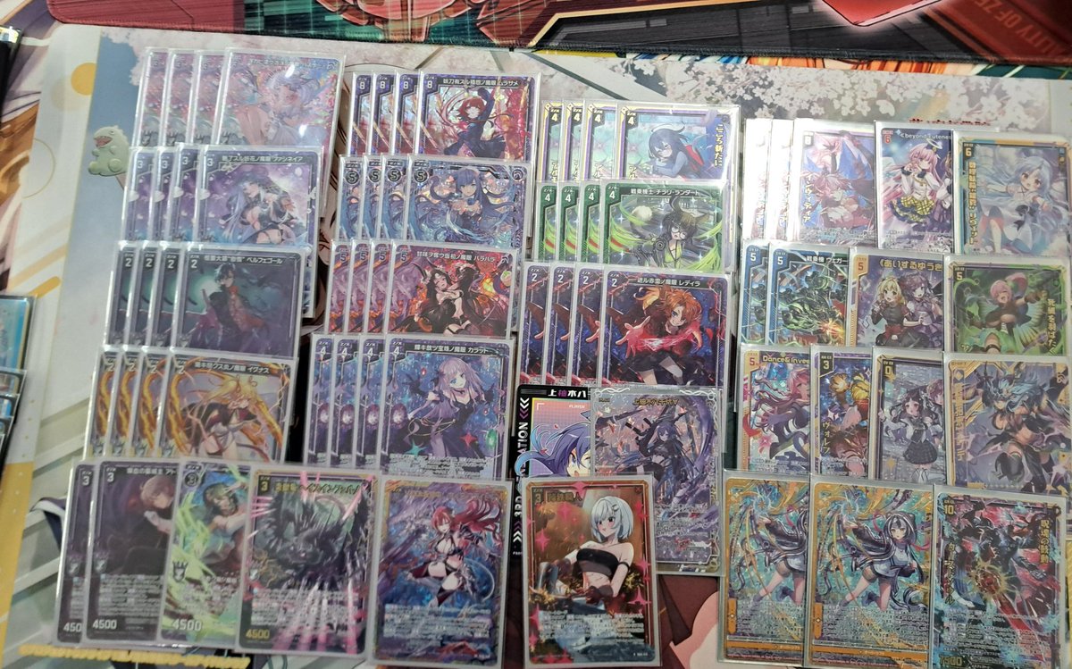 zxtangusten's tweet photo. 提出する画像は当日使用するカードを並べたものを撮影したものに限ります。カード名が全て見えるかカードイラストの50%以上が見えるように並べてい���だくようお願いします https://t.co/ZetPYx8Vil