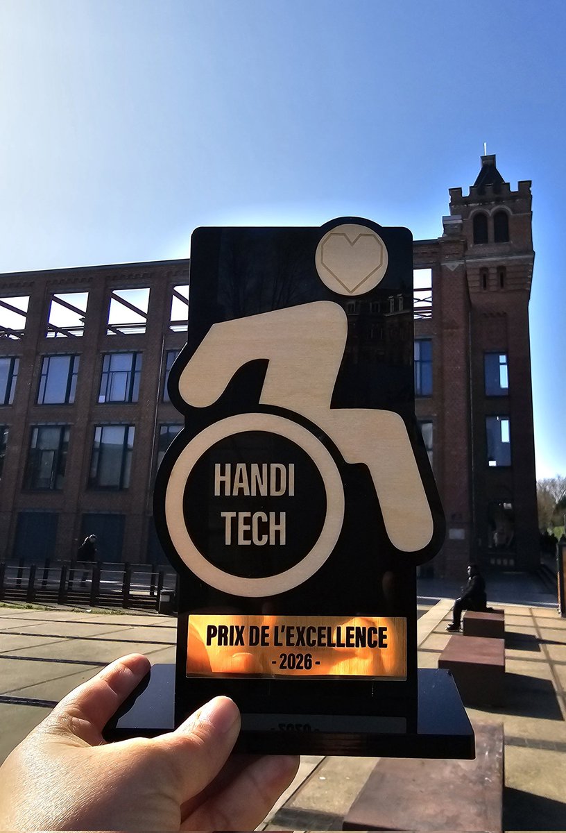 Hello Art Up tweet media