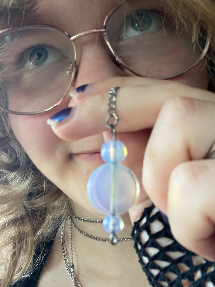 Lavie 💜 Artist & beta reader tweet media