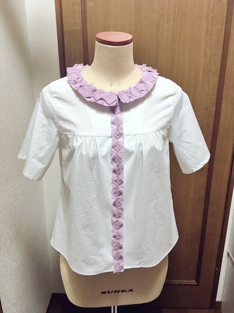 retar_info's tweet photo. ＼ サンプル品、追加しました ／

4,000〜7,000円で販売中✨️

▼ラインナップはこちら▼
・ふっくらとしたウエスタンシャツ
・折り紙のシャツ
・あたたかいシャツワンピース
・ワンピースもどきのシャツとスカート（スカートのみ）

Creemaにて販売中🛍️
URLはリプ欄から👇️ https://t.co/VjKQddoHz1