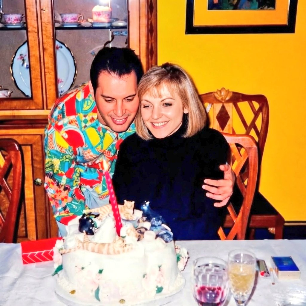 A Queen Of Magic tweet media