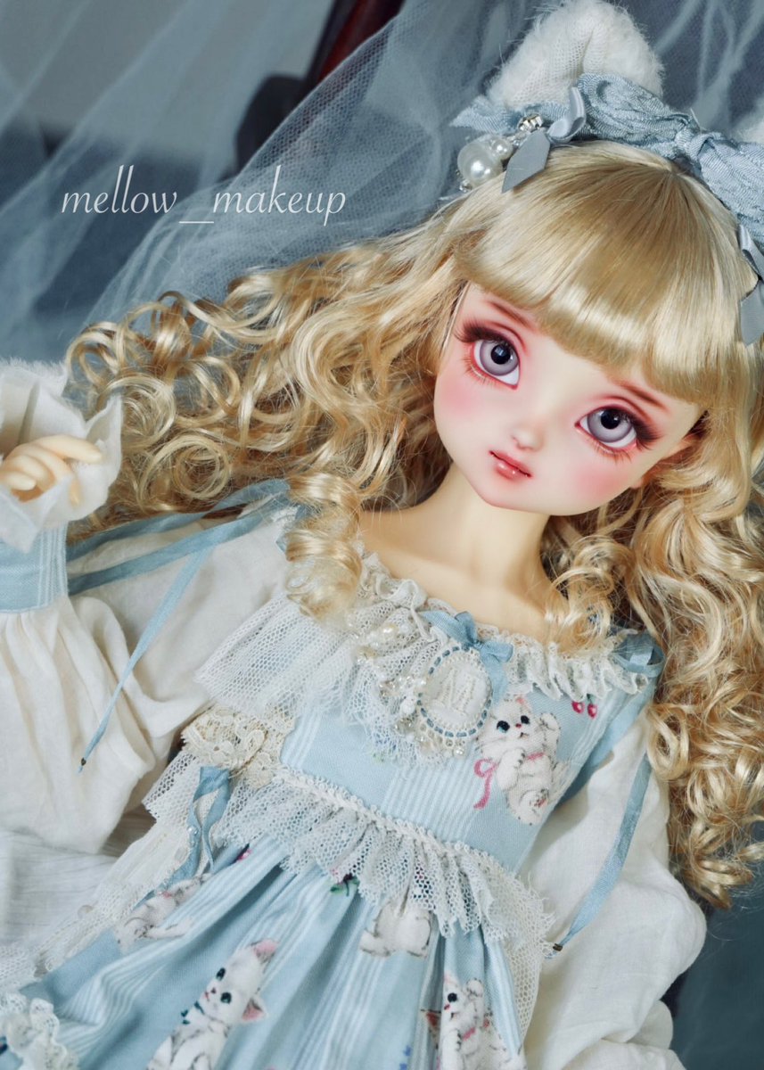 オークション出品準備してます✨久しぶりの出品なのでドキドキ…💓#mellow_makeup