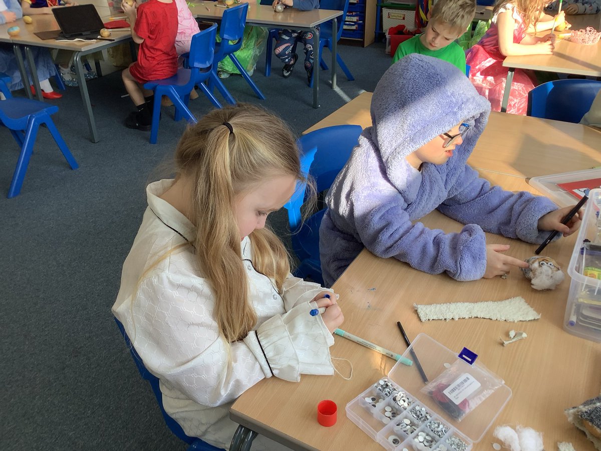 Hindley All Saints Y2 tweet media