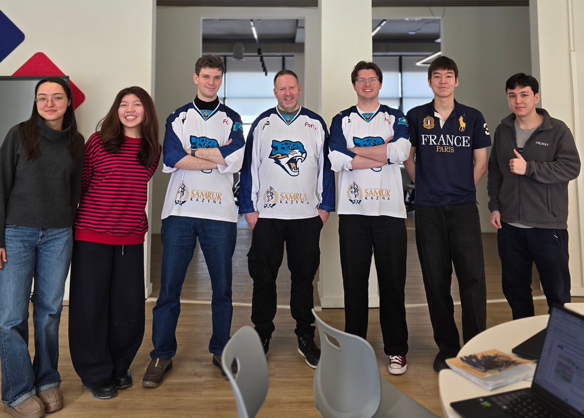 EPSRC CDT in Compound Semiconductor Manufacturing tweet media