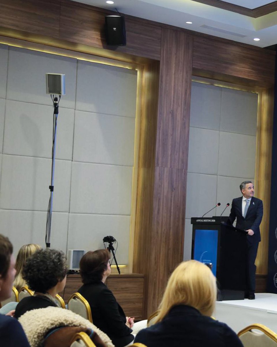 WHOSerbia's tweet image. Healthy ageing is not only a health #priority – it is also a social and economic investment!

At the #KopaonikBusinessForum, we discussed how longer and healthier lives benefit individuals, families, and communities, while also contributing to economic development.