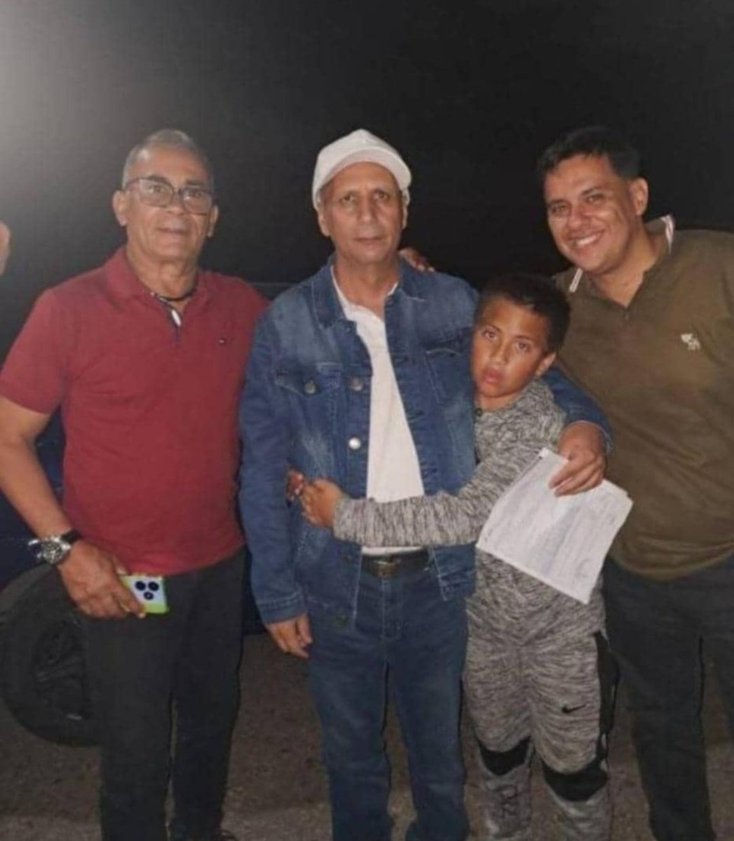 #5Mar #SinMásPresosPolíticos
<a href="/angelparradp/">Angel Parra De Ponte</a>: "Excelente noticia, en libertad el profesor Rafael Torres. Dios te bendiga a ti y a tu familia que estuvieron contigo desde el momento de tu injusta detención."