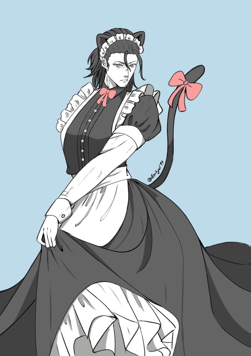 At your service 🐈‍⬛🐾🎀