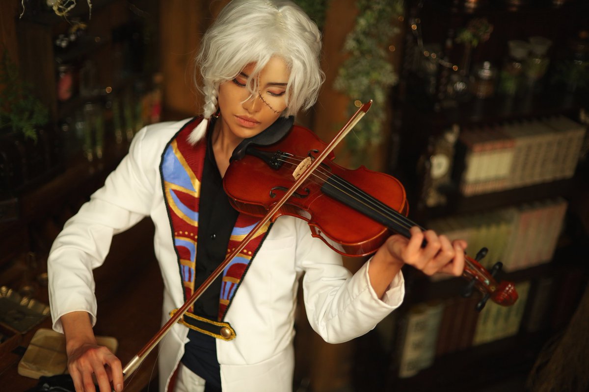【コスプレ/ Cosplay 】 ─── 悪魔執事と黒い猫 ─── ミヤジ・オルディア 「最近新しい楽譜を見つけたんだ─── 主様が良ければ ...