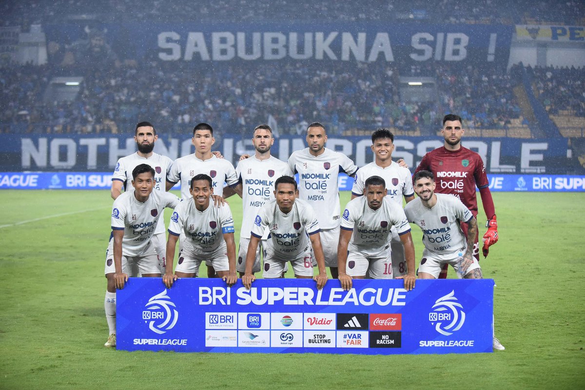 PabloGanet's tweet photo. LOSS, PAIN, SILENCE, RESILIENCE, LEARN, SACRIFICE, FOCUS, CHARACTER, TEAM, TOGETHER, WIN, HAPPINESS, CELEBRATE.

MORE THAN A GAME…

FOOTBALL IS LIFE!👊🏽💜 https://t.co/vmWEB8GIN2