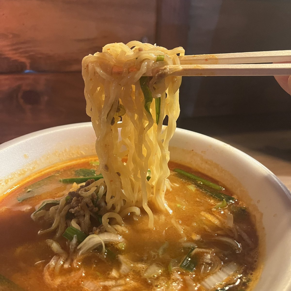 EYotti's tweet photo. クロネコラーメン

ピリ辛ラーメン ¥800

#クロネコラーメン
#ぼっち飯 https://t.co/TG31AX88xb